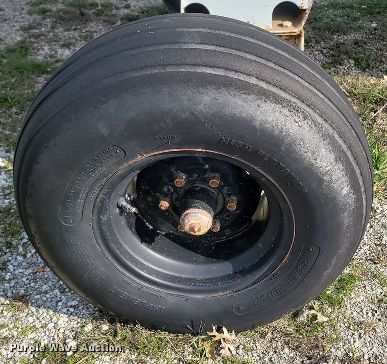 image for item MB9884 1976 Trinity  NH3 tank