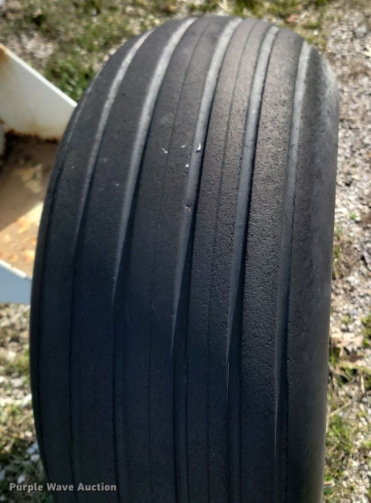 image for item MB9884 1976 Trinity  NH3 tank