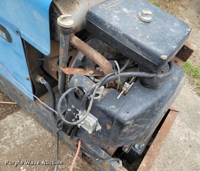 image for item MB9885 Livestock equipment