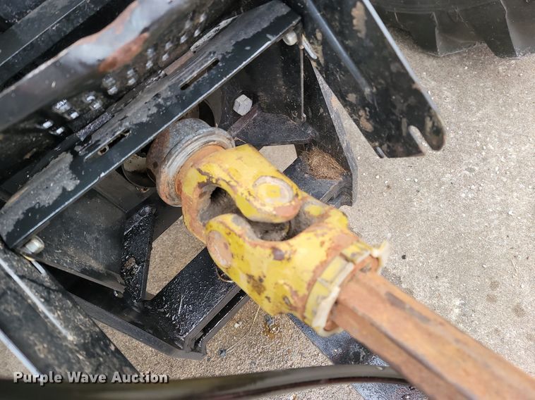 image for item MB9888 Case IH 8610  bale processor