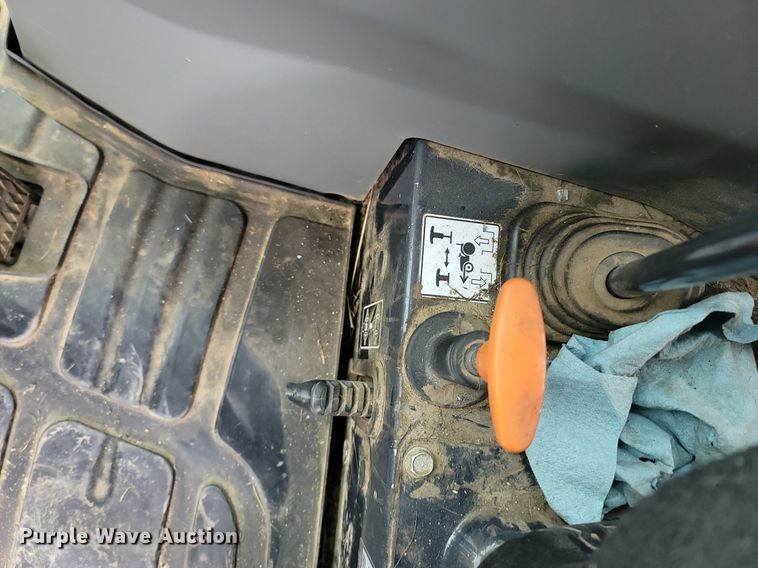 image for item MB9891 2015 Massey Ferguson 4610M  MFWD tractor