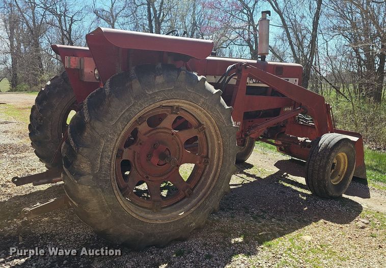 image for item MB9928 1968 International Harvester Farmall 656  tractor
