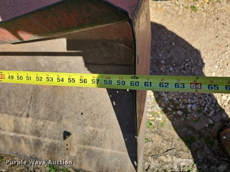 image for item MB9928 1968 International Harvester Farmall 656  tractor