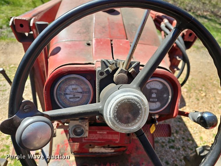 image for item MB9928 1968 International Harvester Farmall 656  tractor