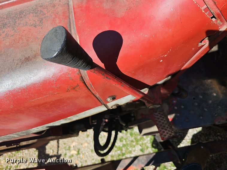 image for item MB9928 1968 International Harvester Farmall 656  tractor