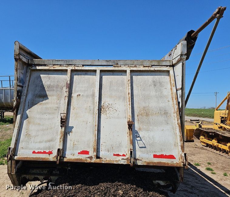 image for item MB9967 Silage bed