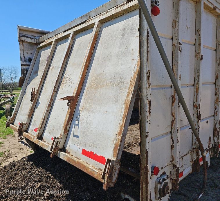 image for item MB9967 Silage bed