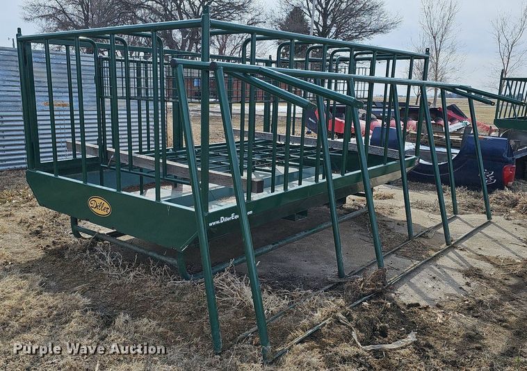 image for item MC9674 2019 Diller HFS-8812HSS  livestock feeder