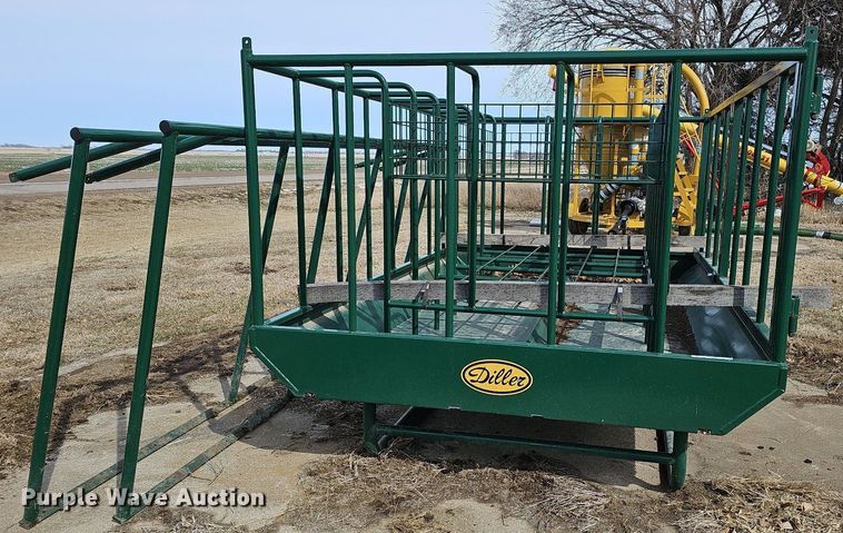 image for item MC9674 2019 Diller HFS-8812HSS  livestock feeder