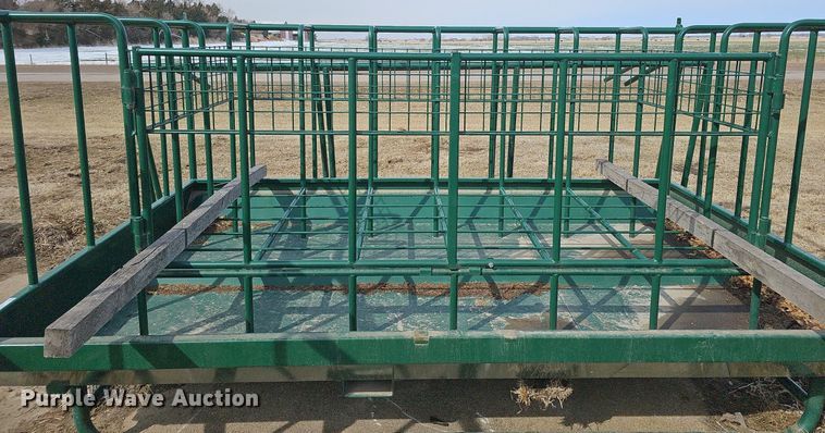 image for item MC9674 2019 Diller HFS-8812HSS  livestock feeder