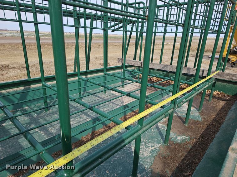 image for item MC9674 2019 Diller HFS-8812HSS  livestock feeder