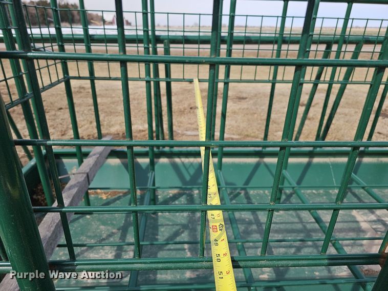 image for item MC9674 2019 Diller HFS-8812HSS  livestock feeder