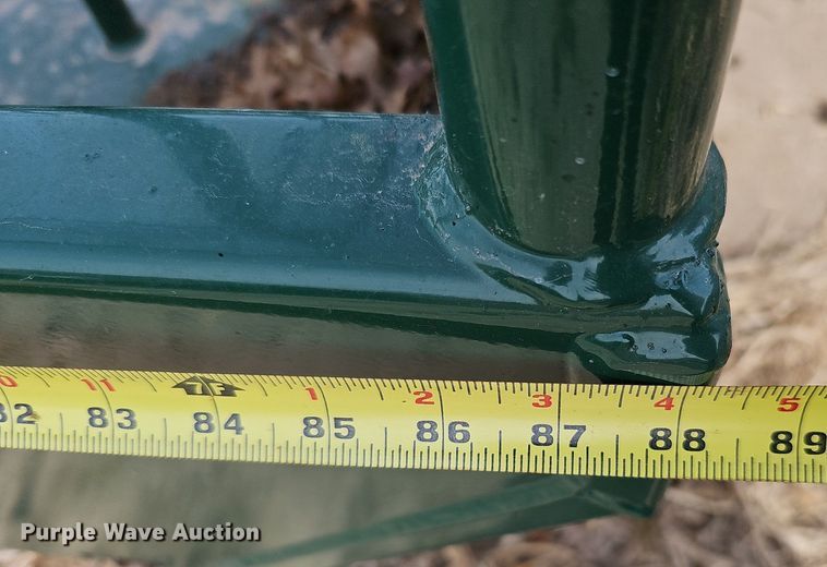 image for item MC9674 2019 Diller HFS-8812HSS  livestock feeder