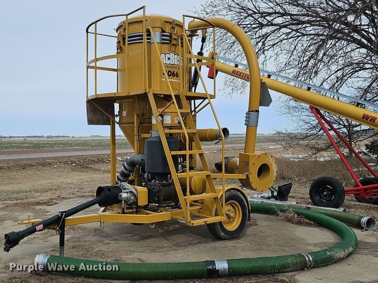 image for item MC9675 VacBoss VB-4066  grain vacuum