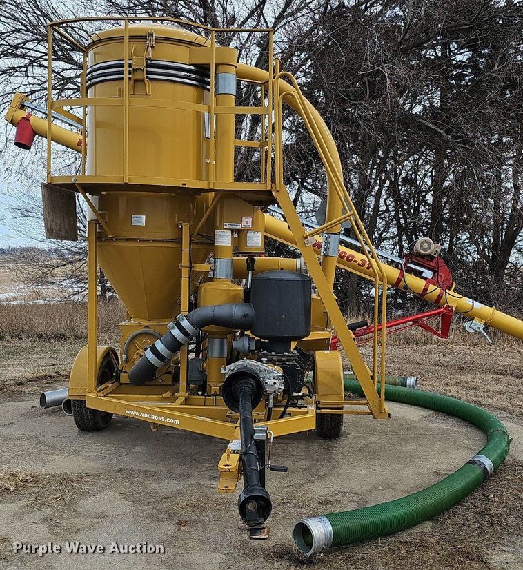 image for item MC9675 VacBoss VB-4066  grain vacuum