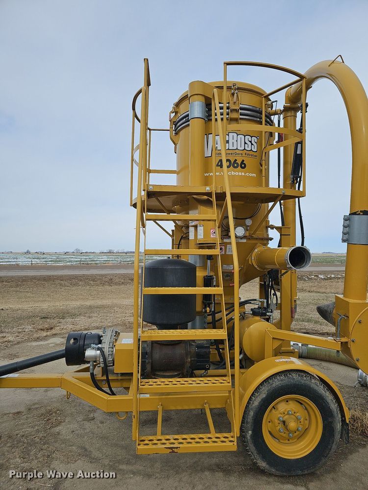 image for item MC9675 VacBoss VB-4066  grain vacuum