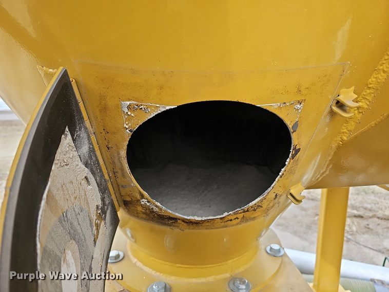 image for item MC9675 VacBoss VB-4066  grain vacuum