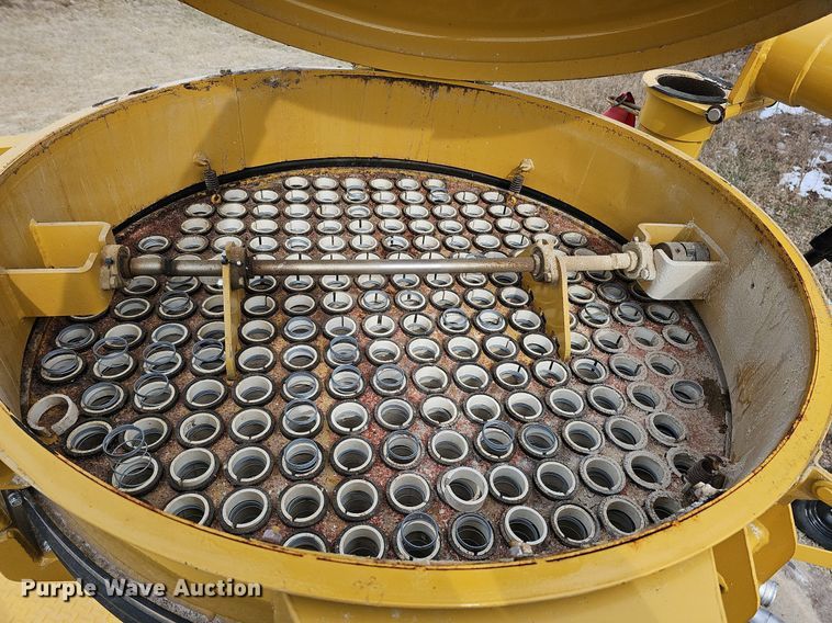 image for item MC9675 VacBoss VB-4066  grain vacuum