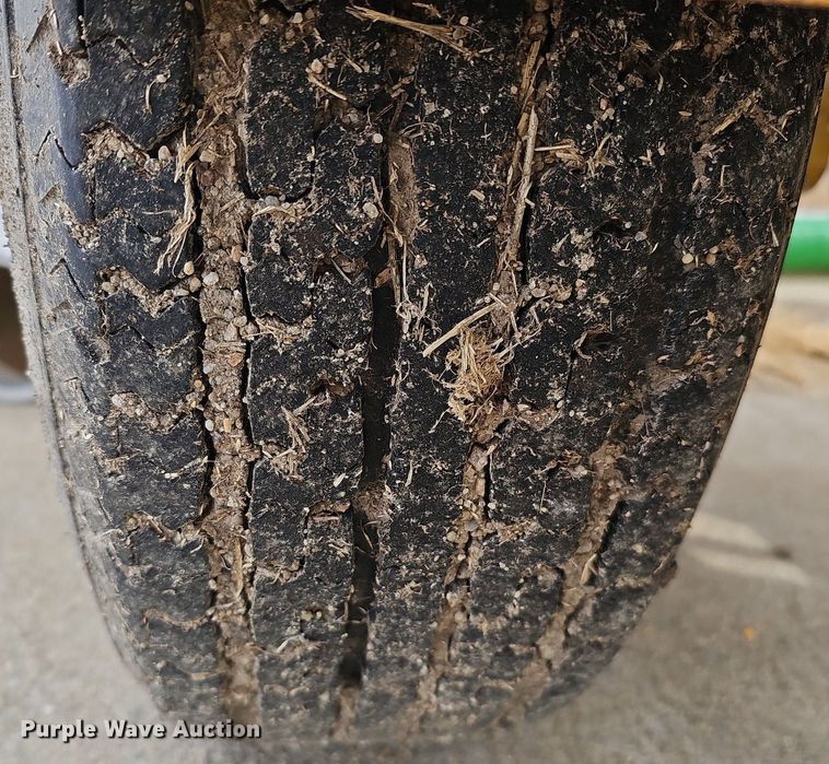 image for item MC9675 VacBoss VB-4066  grain vacuum