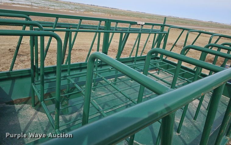 image for item MC9678 2019 Diller HFS-8812CRS  livestock feeder