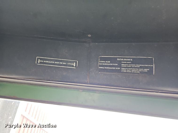 image for item MC9682 1995 John Deere 5400  bunk sweeper