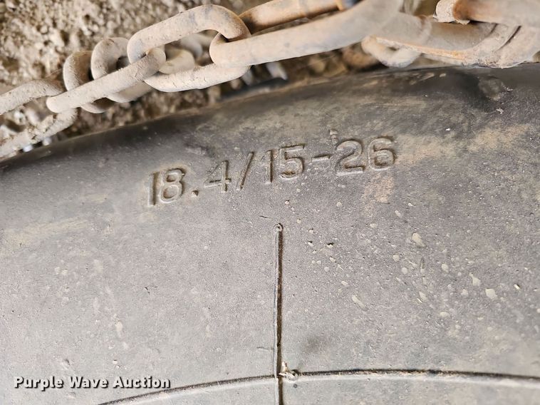 image for item MC9682 1995 John Deere 5400  bunk sweeper