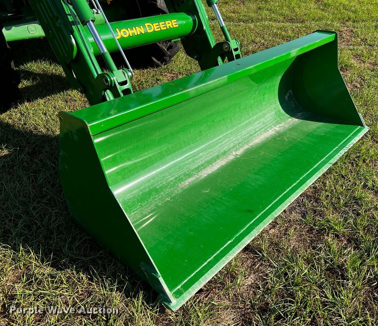 image for item MF9883 John Deere 6135E  MFWD tractor