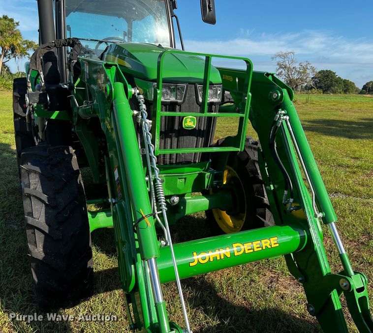 image for item MF9883 John Deere 6135E  MFWD tractor