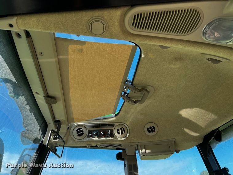 image for item MF9883 John Deere 6135E  MFWD tractor