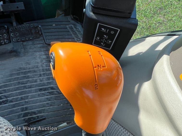 image for item MF9883 John Deere 6135E  MFWD tractor