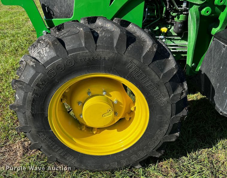 image for item MF9883 John Deere 6135E  MFWD tractor