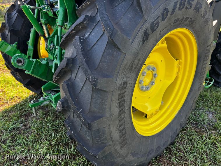 image for item MF9883 John Deere 6135E  MFWD tractor