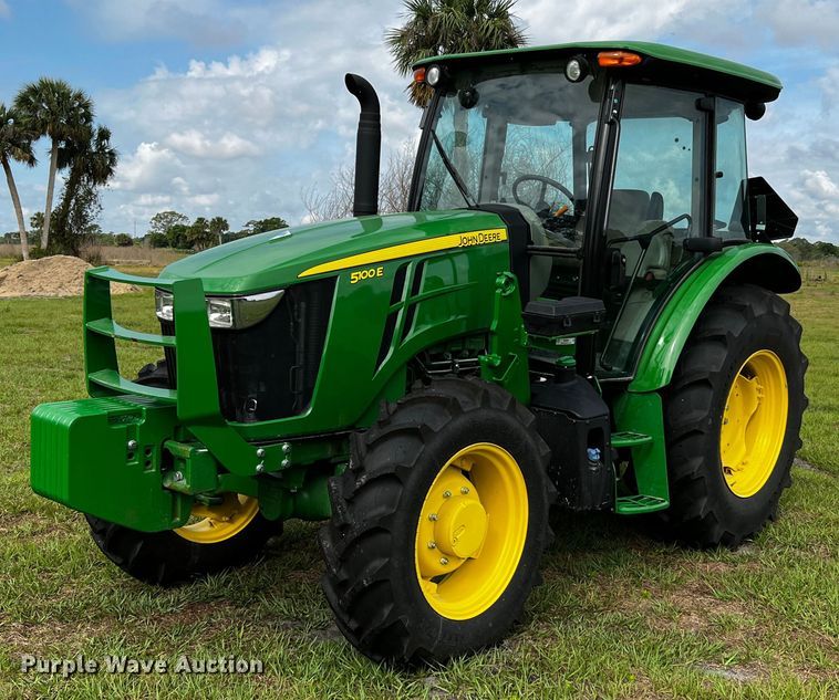 image for item MF9884 John Deere 5100E  MFWD tractor