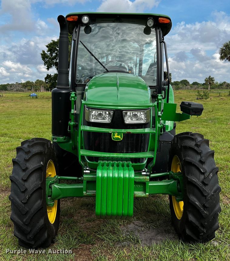 image for item MF9884 John Deere 5100E  MFWD tractor