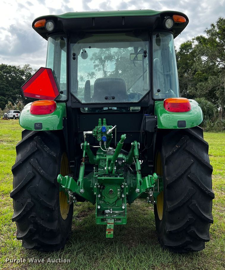 image for item MF9884 John Deere 5100E  MFWD tractor