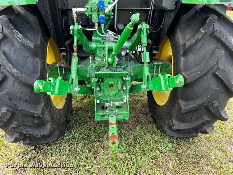 image for item MF9884 John Deere 5100E  MFWD tractor