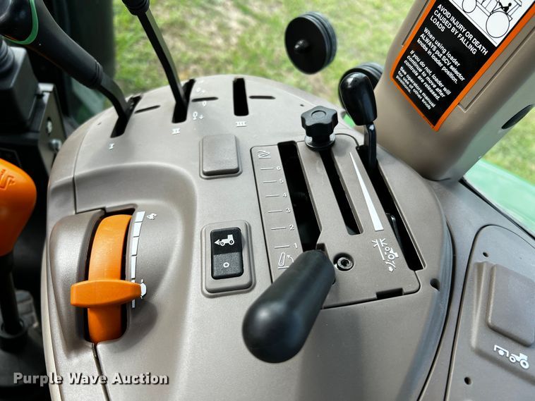 image for item MF9884 John Deere 5100E  MFWD tractor