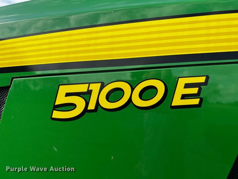 image for item MF9884 John Deere 5100E  MFWD tractor