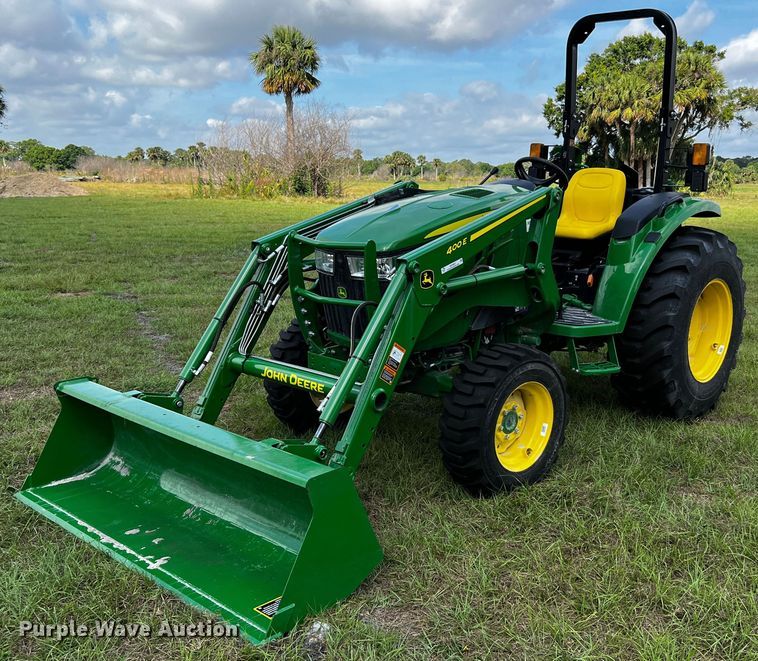 image for item MF9897 John Deere 4066M  MFWD tractor