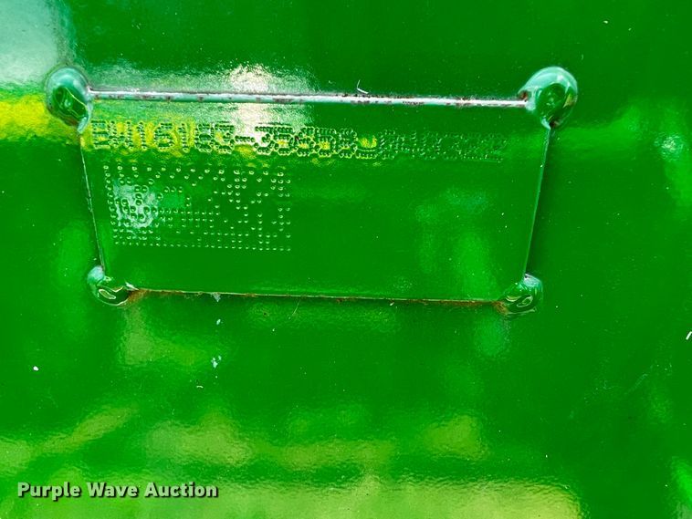 image for item MF9897 John Deere 4066M  MFWD tractor