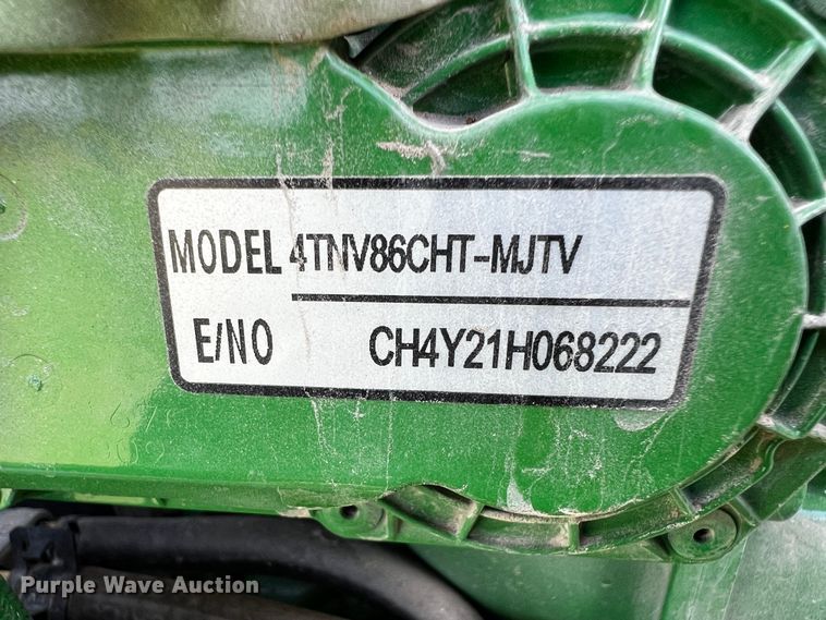 image for item MF9897 John Deere 4066M  MFWD tractor
