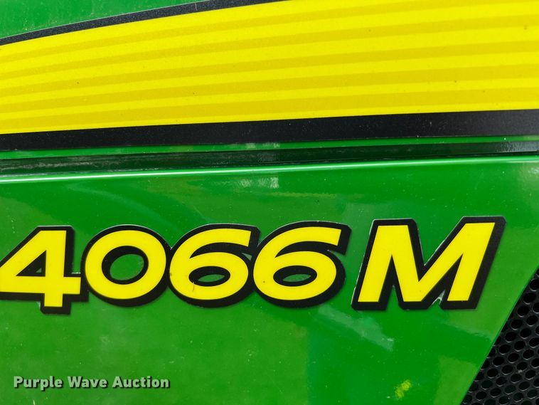 image for item MF9897 John Deere 4066M  MFWD tractor