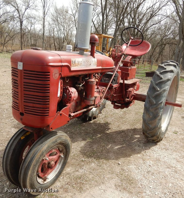 image for item MI9372 International Farmall Super C  tractor