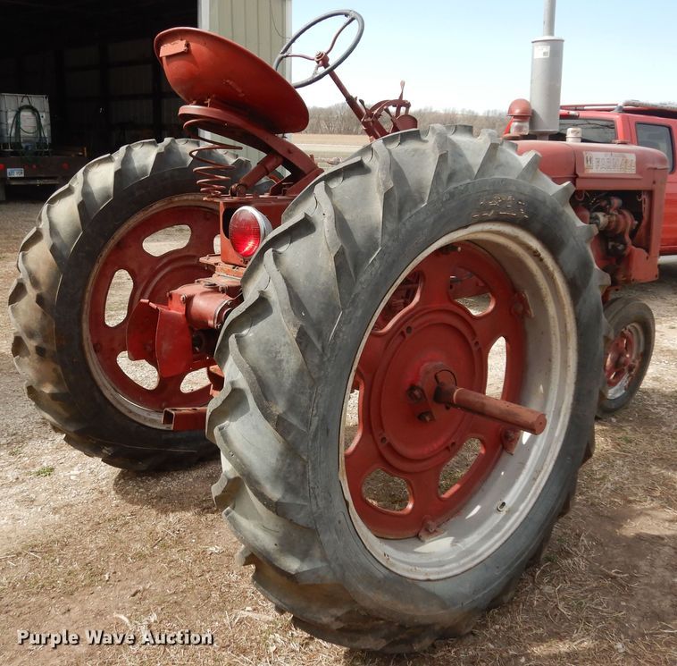 image for item MI9372 International Farmall Super C  tractor
