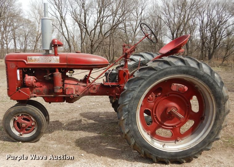 image for item MI9372 International Farmall Super C  tractor