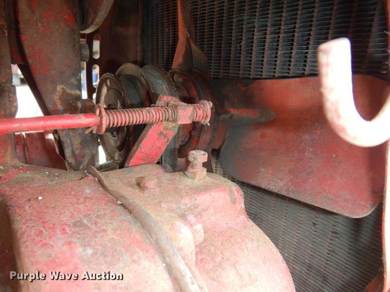 image for item MI9372 International Farmall Super C  tractor