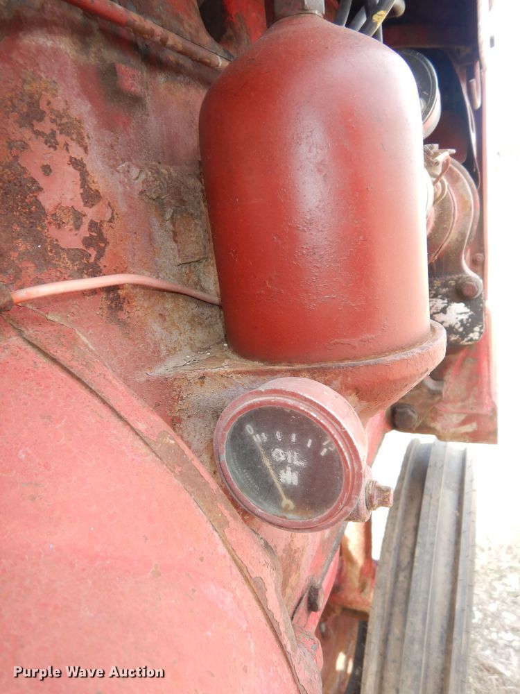 image for item MI9372 International Farmall Super C  tractor