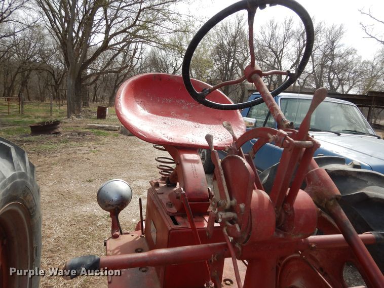 image for item MI9372 International Farmall Super C  tractor