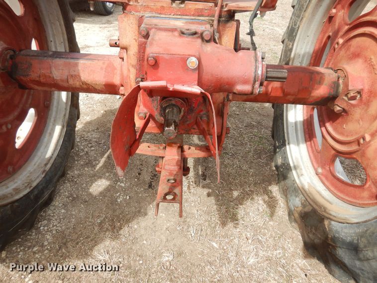 image for item MI9372 International Farmall Super C  tractor