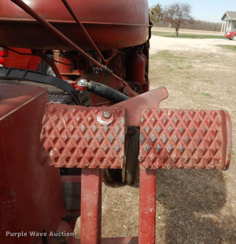 image for item MI9372 International Farmall Super C  tractor